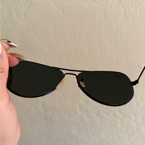 Ray-Ban Classic Black Aviator Sunglasses